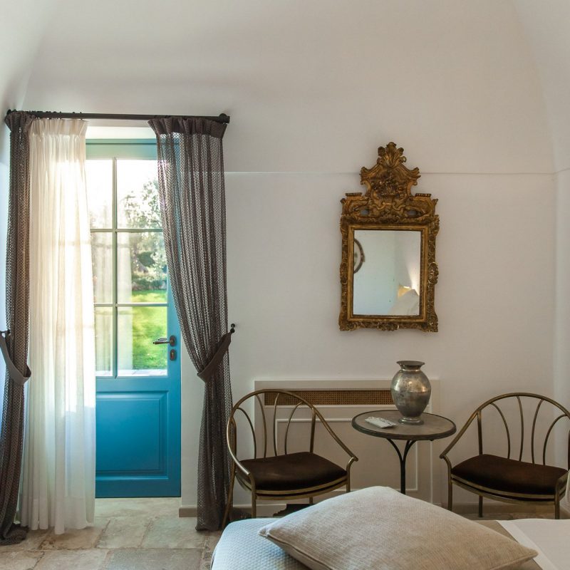 countryhouse-puglia-casa-grande-villa-bedroom4-countrybred