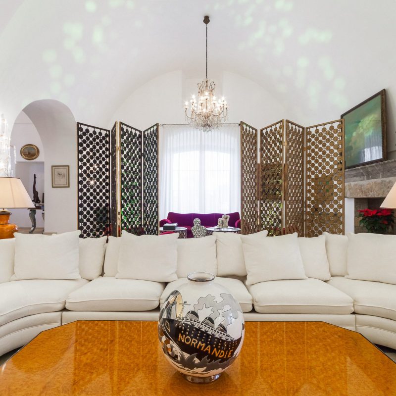 countryhouse-puglia-casa-grande-villa-living-room2-countrybred