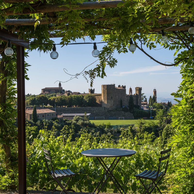private-villa-vacation-tuscany-countrybred-1